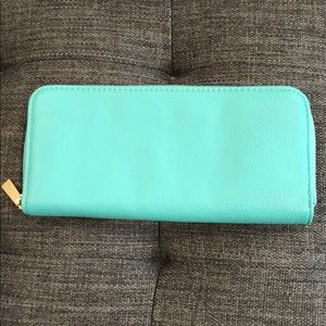 Tiffany blue zip around wallet. NEVER BEEN USED